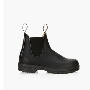 All Black Classic 558 Blundstones | Chelsea Blundstone | Black Leather Boot